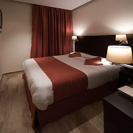 Ξενοδοχείο Central Hotel 3*