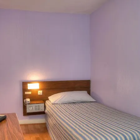 Ξενοδοχείο Central Hotel