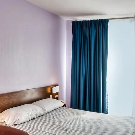 Hotel Central Hotel 3*