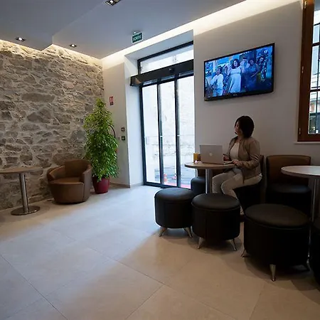 Central Hotel Отель Париж